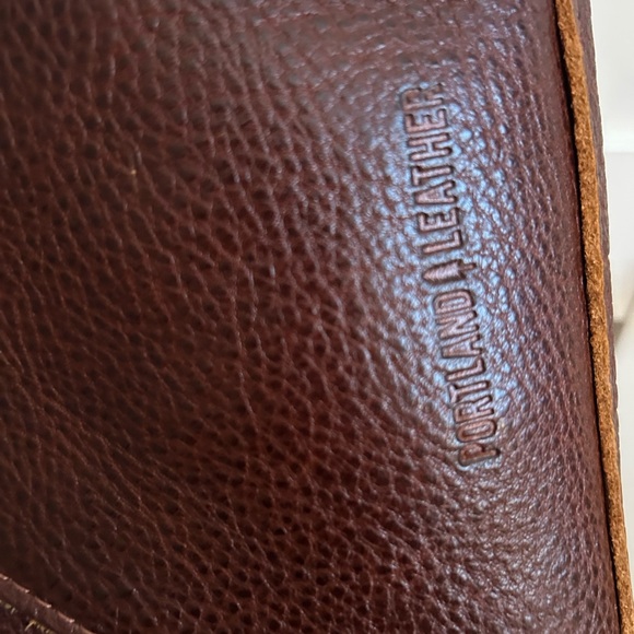 Portland Leather Rich Brown(nutmeg) Shoulder Bag gently used - Picture 3 of 7